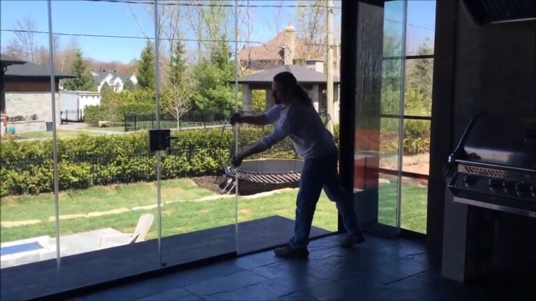 Transforma tu hogar con cortinas de cristal para una apertura total