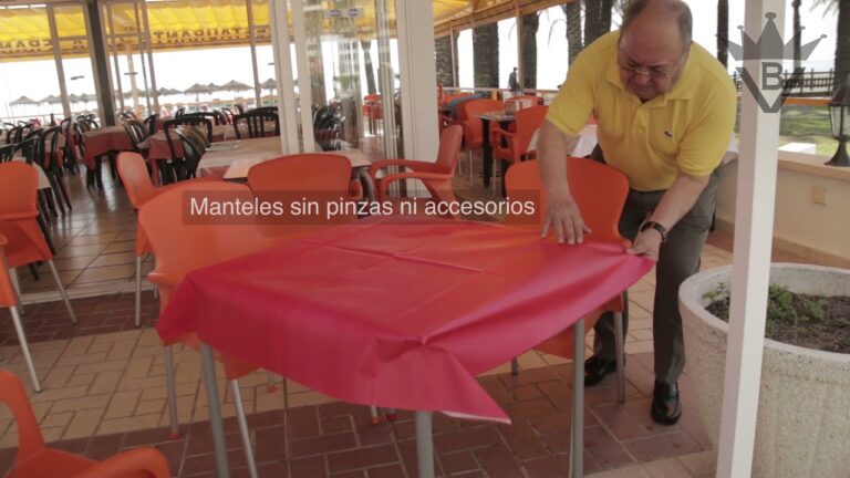 Elegancia al Aire Libre: Manteler&iacute;a y Accesorios para Mesas de Terraza